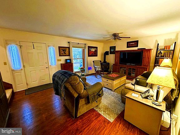 5th image of 10958 Pit Rd