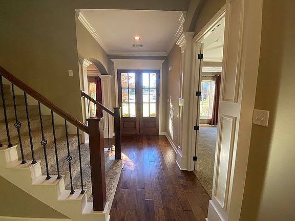 4th image of 3928 Robinwood Cir