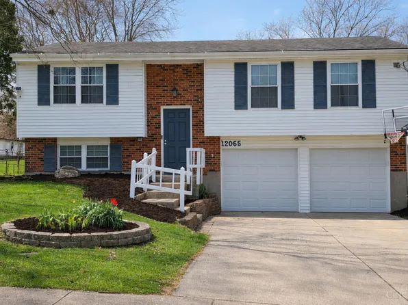 12065 Hazelhurst Ln, Cincinnati, OH 45240
