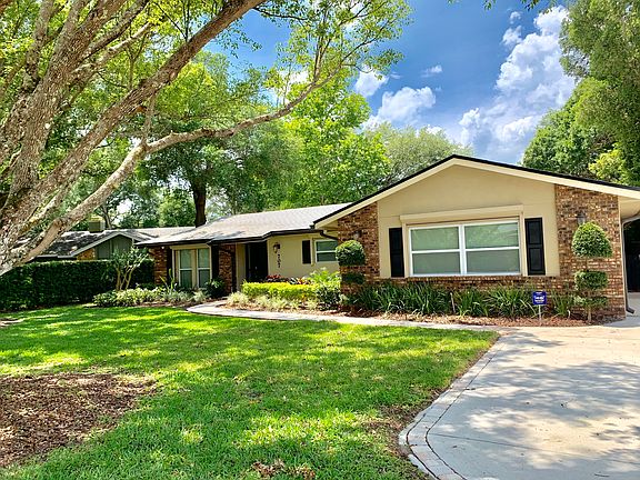 3rd image of 707 Sybilwood Cir