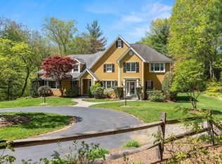 5 Cabral Dr, Middleton, MA 01949