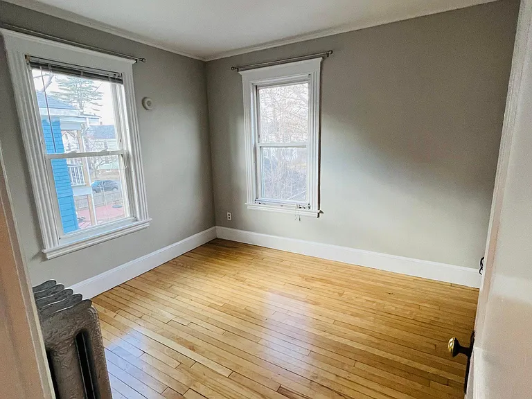 525 Brighton Ave — Photo 8