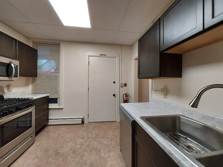 307 Stewart Ave #4 — Photo 5