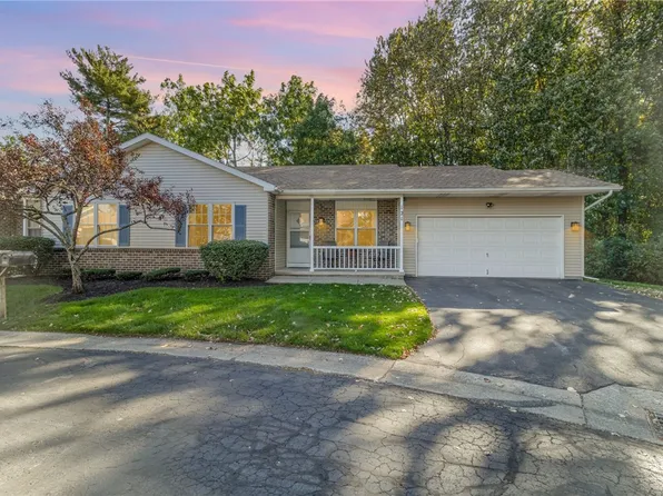 121 Vin Gate Dr, Rochester, NY 14616