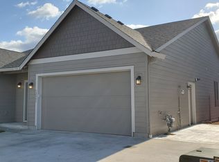 12805 NE 104th St, Vancouver, WA 98682