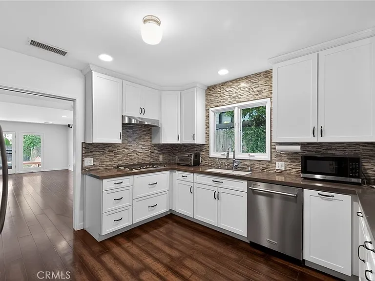 13047 Dickens St — Photo 9
