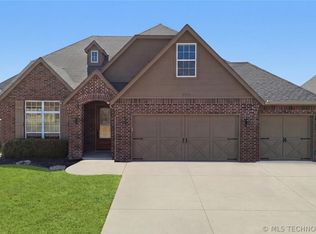 3309 W Knoxville St, Broken Arrow, OK 74012