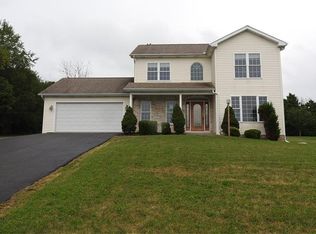 130 Whitfield Dr, Latrobe, PA 15650