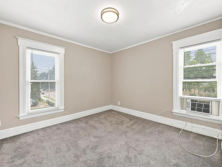 802 S Lafayette Ave #2 — Photo 17