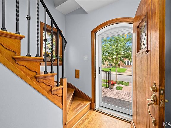 4th image of 6412 Lansdowne Ave