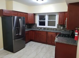 909 Market St, Gloucester City, NJ 08030