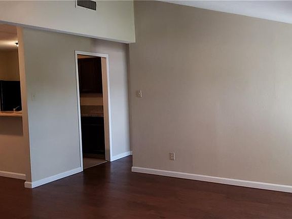 4th image of 12834 Midway Road Ll #2106