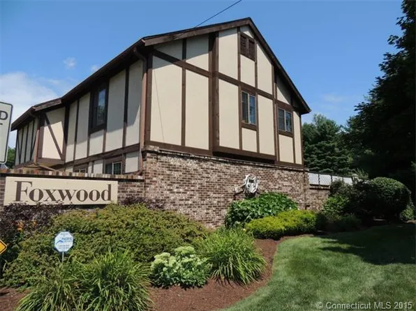 410 Swanson Cres, Milford, CT 06461