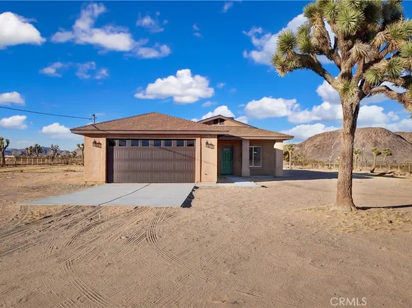 58752 Stearman Rd, Landers, CA 92285