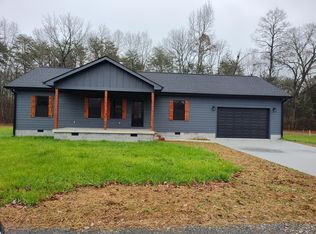 85 Cherokee St, Dunlap, TN 37327