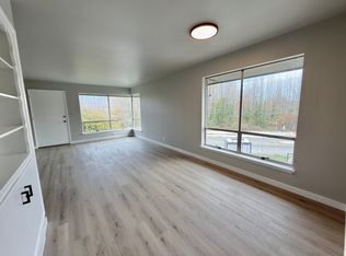 4403 Gilman Ave W, Seattle, WA 98199