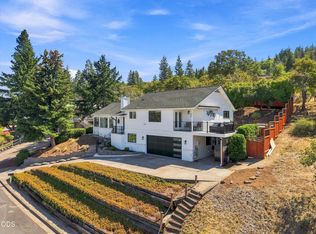 1750 Crestview Dr, Ashland, OR 97520