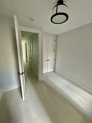 Rented by Five Town Global Realty | media 17