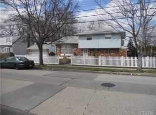 169 Independence Ave, Freeport, NY 11520