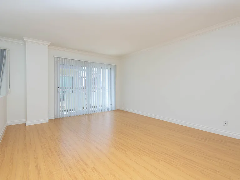 8211 Redlands St #8 — Photo 18