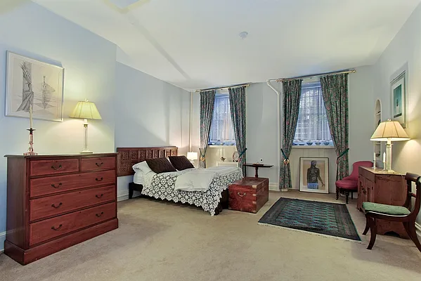 Sold by Corcoran | media 3