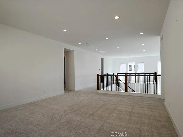 20552 Edgewood Ct — Photo 36