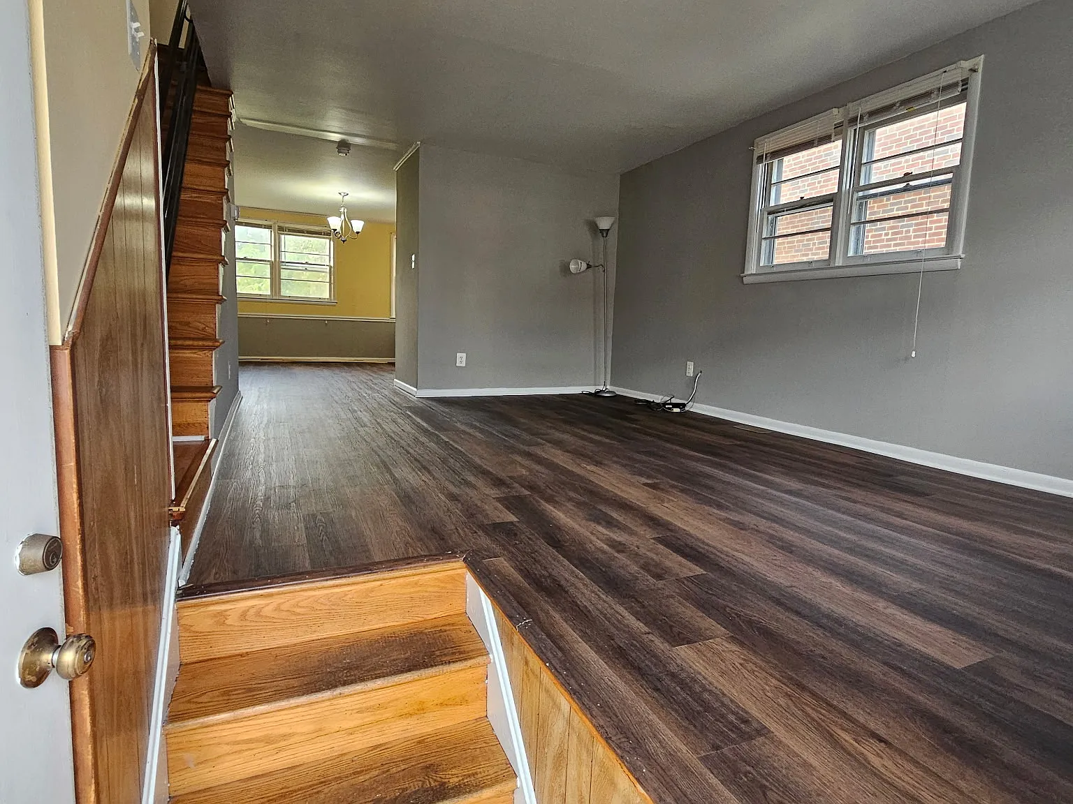 3 bed, 1.5 bath, 1200 sqft, $2,400 — Photo 4