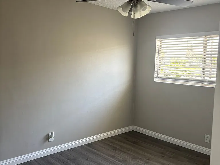 13425 Mulberry Dr — Photo 18