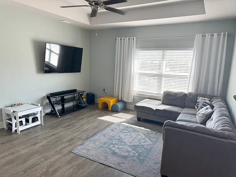 5772 Conley Ct — Photo 9