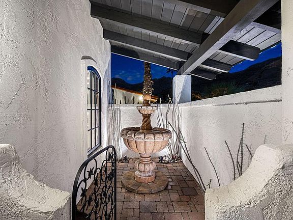 5th image of 40320 Via Entrada