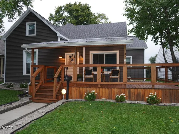 210 E Mechanic St, Wapakoneta, OH 45895