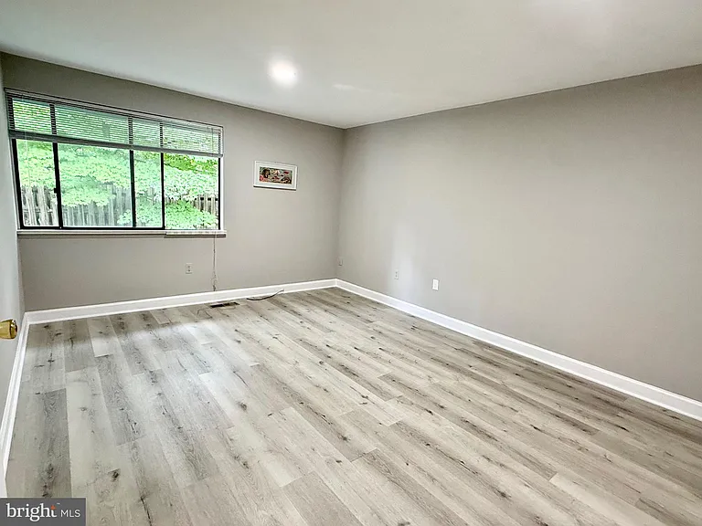 14713 Flints Grove Pl — Photo 23