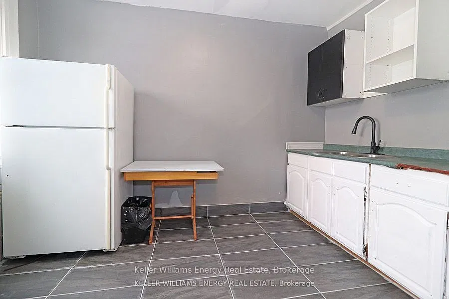 2 bed, $1,350 — Photo 3