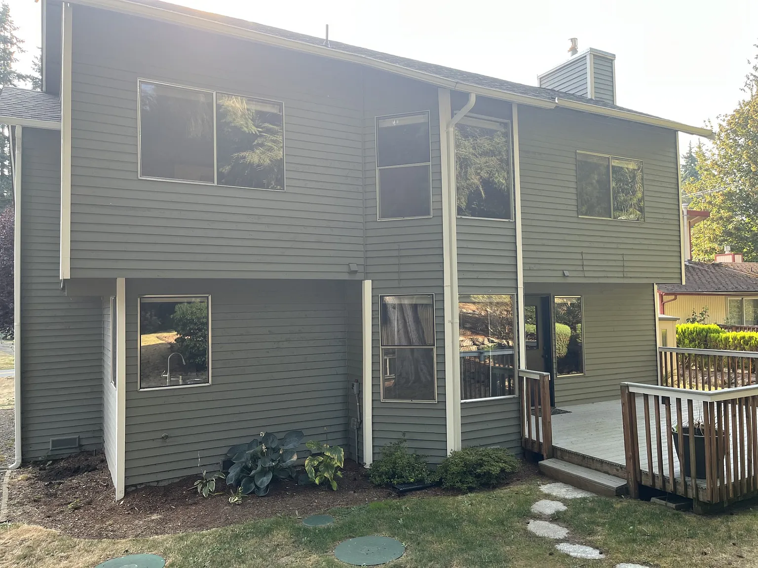 4 bed, 2103 sqft, $3,000 — Photo 4