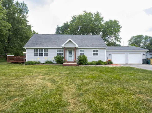 1802 Truman Ave, Valparaiso, IN 46383