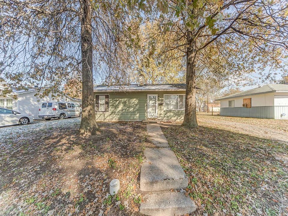 1st image of 2912 Willow Ave