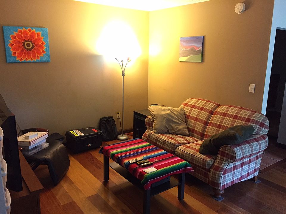 1st image of 1286 Parkway Ave #6