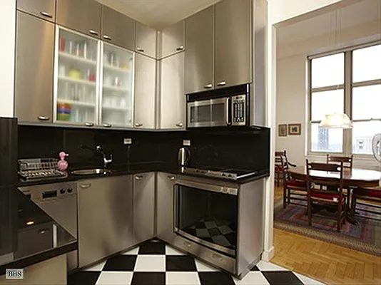 Sold by Brown Harris Stevens | media 21