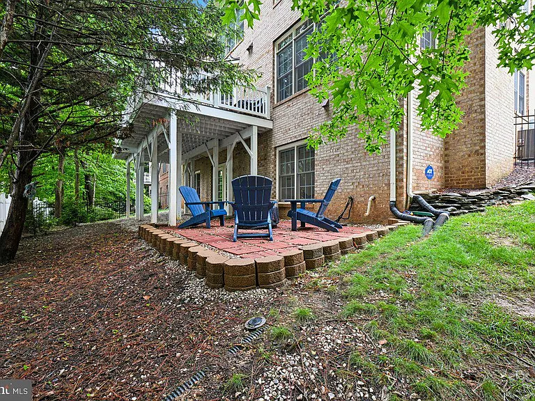 2375 Jawed Pl — Photo 30