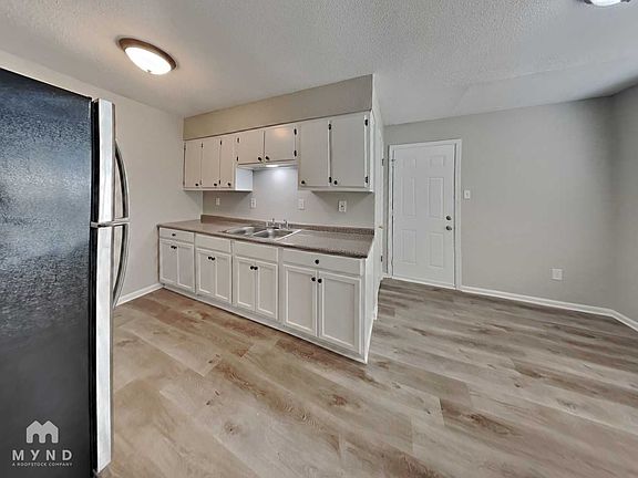 5th image of 4420 Double Tree Rd