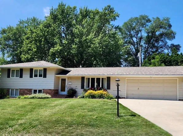 1376 N 14th St, Fort Dodge, IA 50501