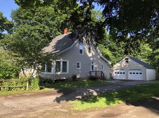 455 Old County Rd, Rockland, ME 04841