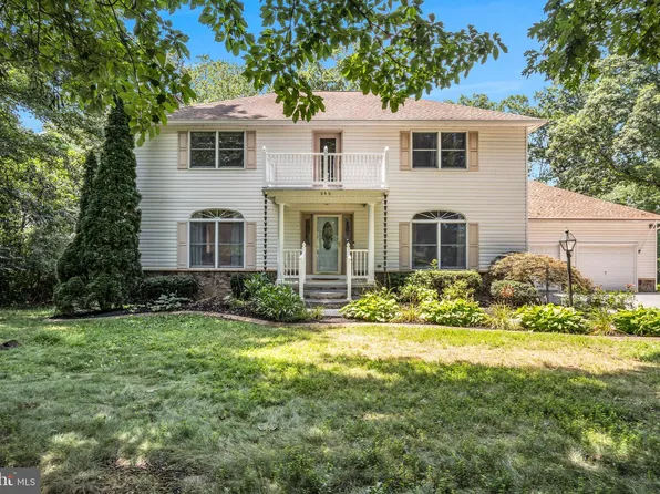 949 Ridge Rd, Gettysburg, PA 17325
