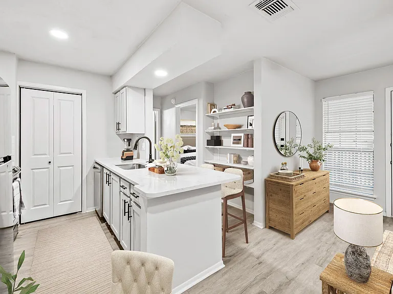 A2 Platinum Upgrade | 1 Bed / 1 Bath | 603 Sq Ft