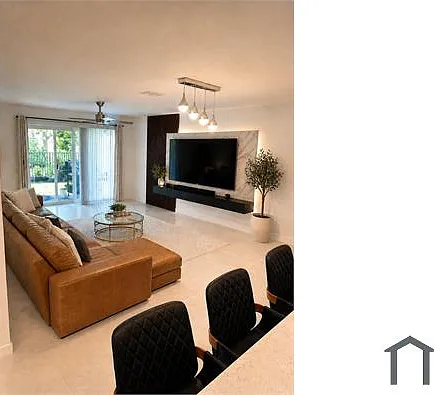 6835 Broadwater Ln — Photo 2