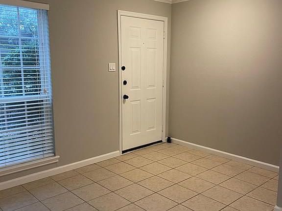 2nd image of 6402 Del Monte Dr APT 22