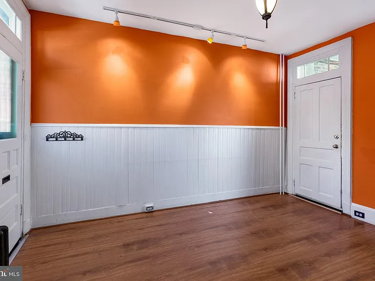 528 Kauffman St — Photo 7