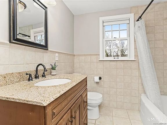 5th image of 608 Stillson Rd