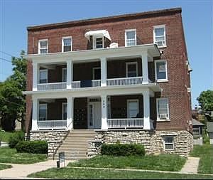 1st image of 204 E Franklin St APT 19