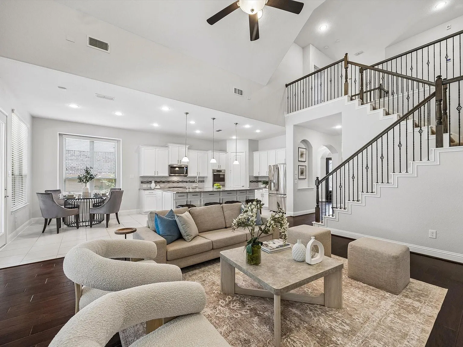4 bed, 3.5 bath, 3338 sqft, $3,495 — Photo 2